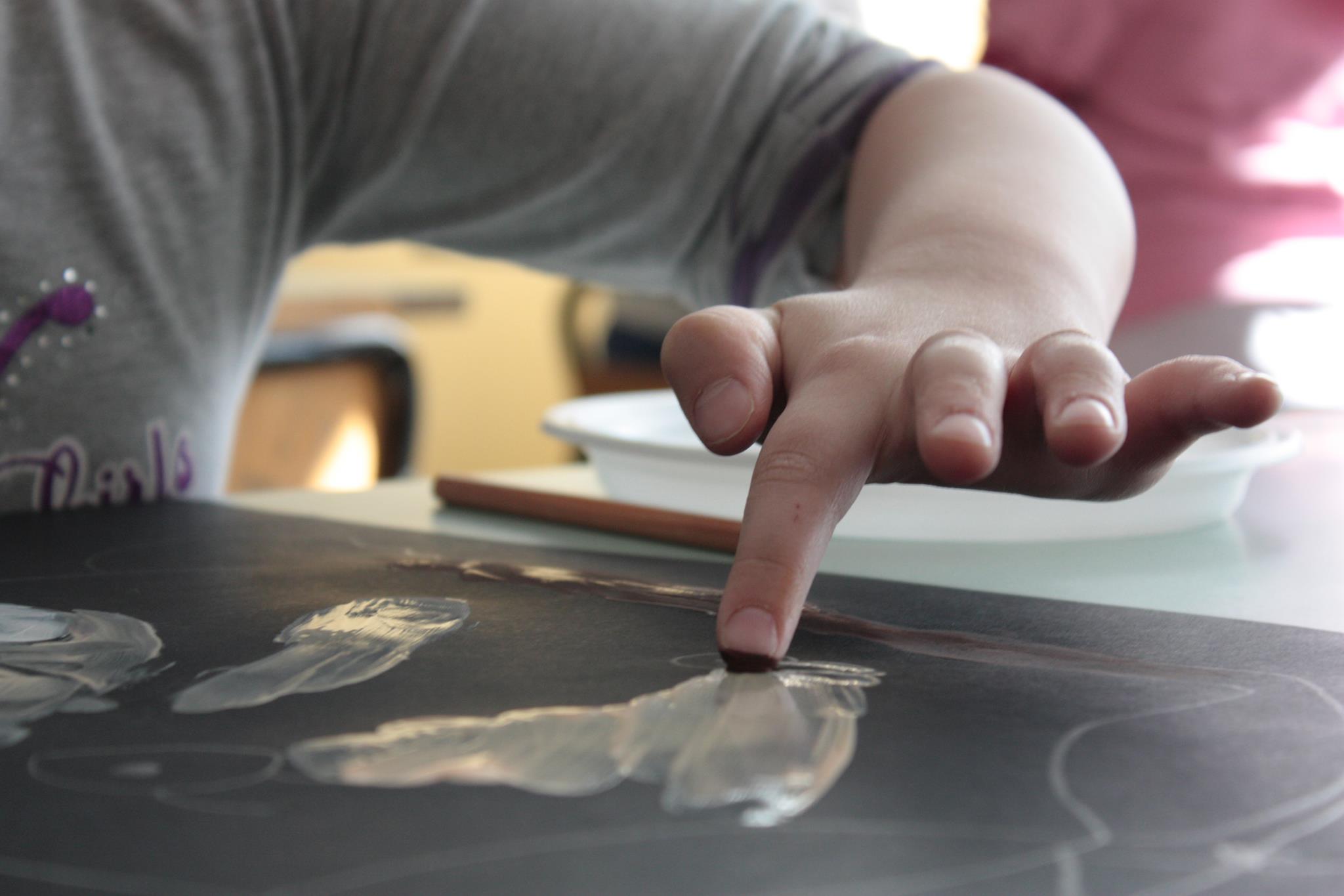Arteterapia per bambini e ragazzi con disabilità psico-sociali: Dis-Art ...